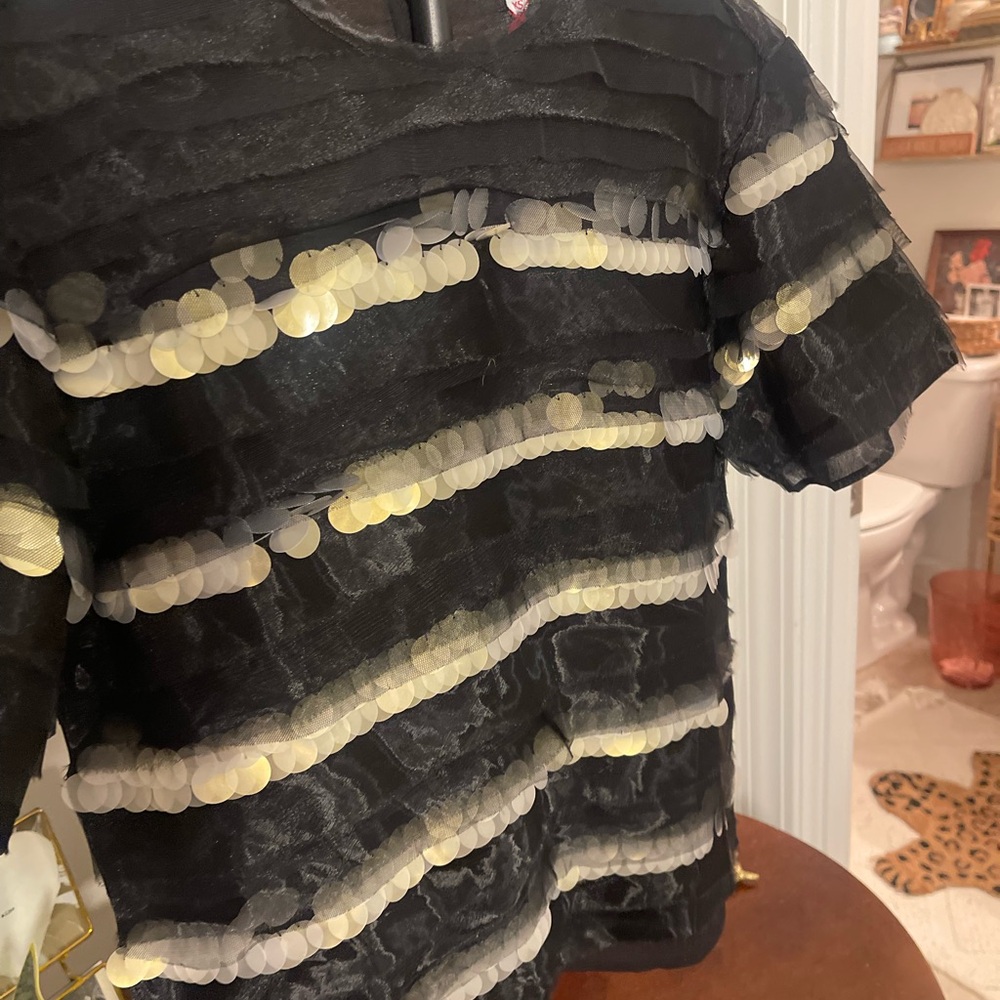 Frances Valentine Laine Black & Gold Textured Mesh Sequin Top NYE Night Out - Picture 8 of 17
